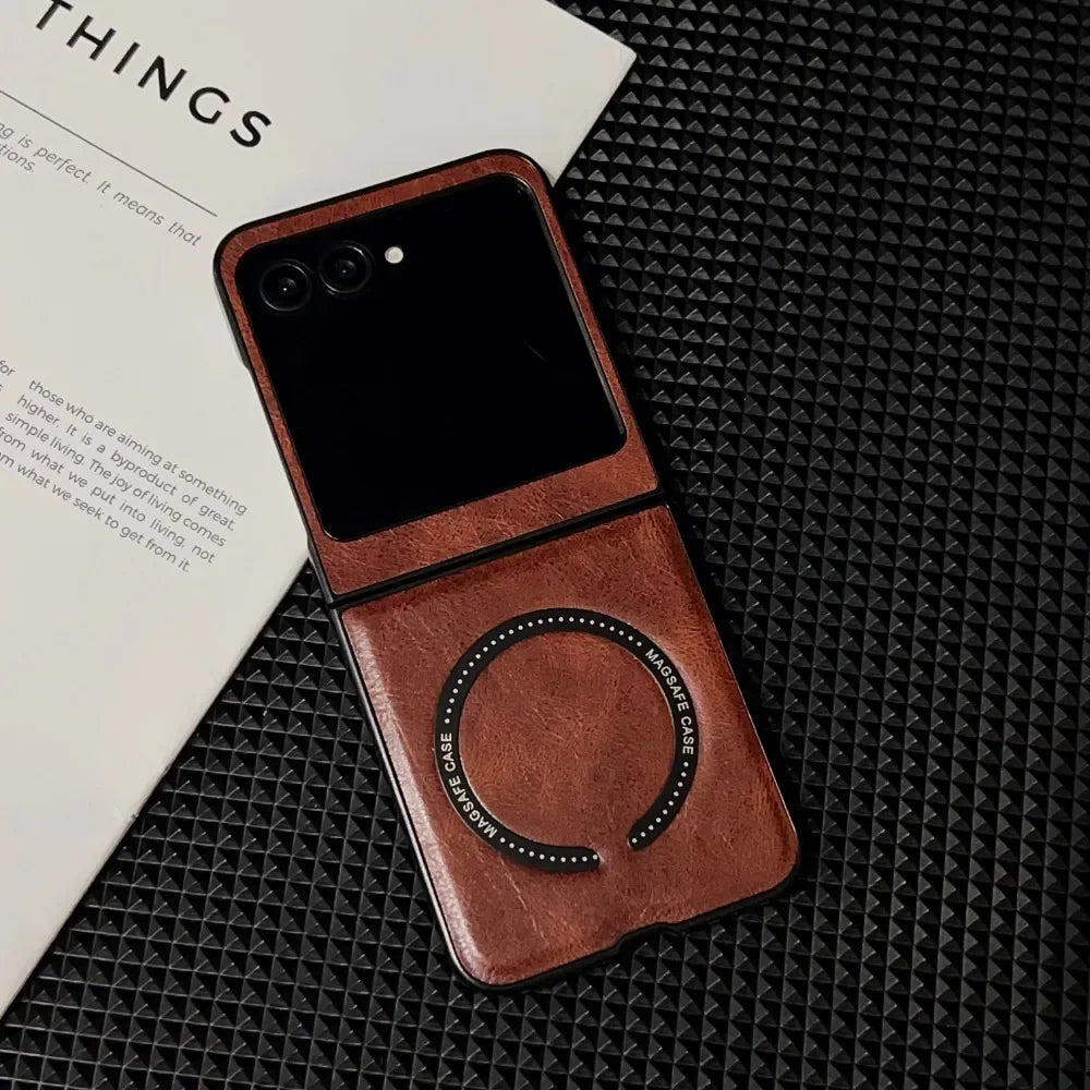 Magnetic Retro Leather Phone Case for Motorola Razr 60 50 40 Ultra Moto Razr 60 50 40 Shockproof Case Protective