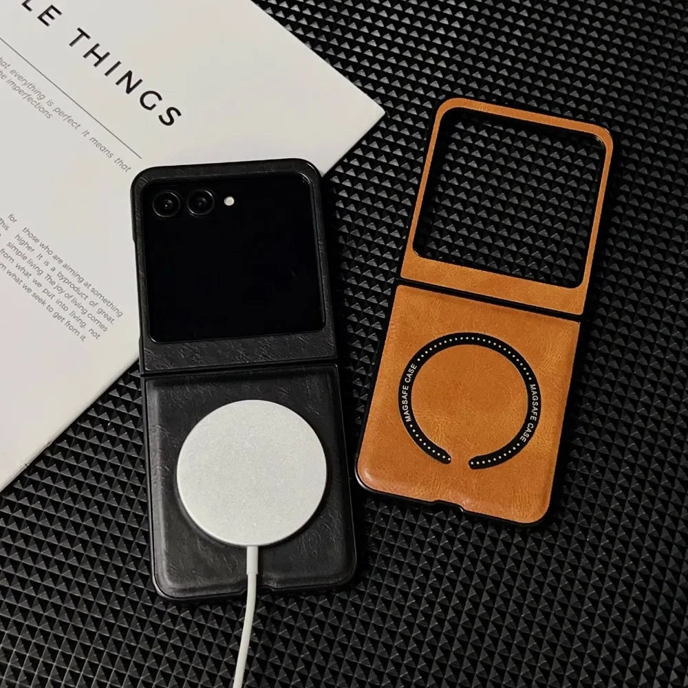 Magnetic Retro Leather Phone Case for Motorola Razr 60 50 40 Ultra Moto Razr 60 50 40 Shockproof Case Protective