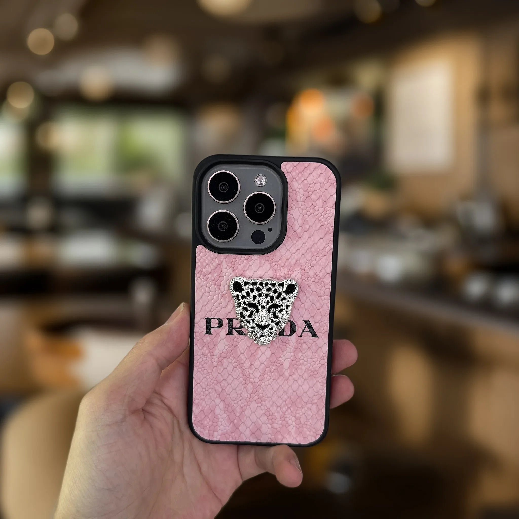 3d streetwear phone case for iphone 17 16 15 14 plus 13 12 11 pro max cover Luxury funda Metal leopard leather cases carcasa