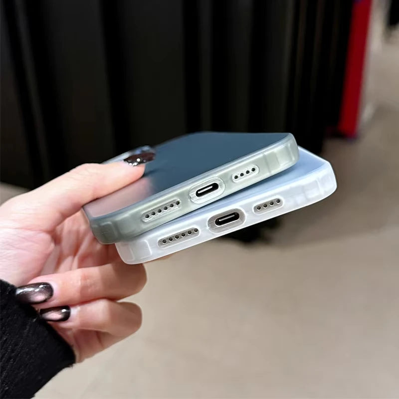 Fashion Luxury Phone Case For iPhone 17 Air 16e 16 Pro Max 15 14 Plus 13 12 Mini 11 Shockproof Silicone Hot V-Vrunks Back Cover