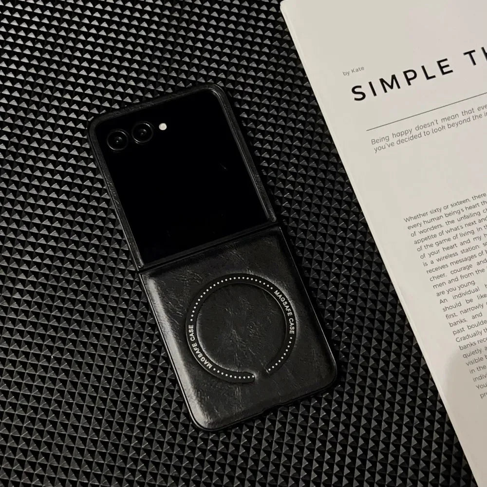 Magnetic Retro Leather Phone Case for Motorola Razr 60 50 40 Ultra Moto Razr 60 50 40 Shockproof Case Protective