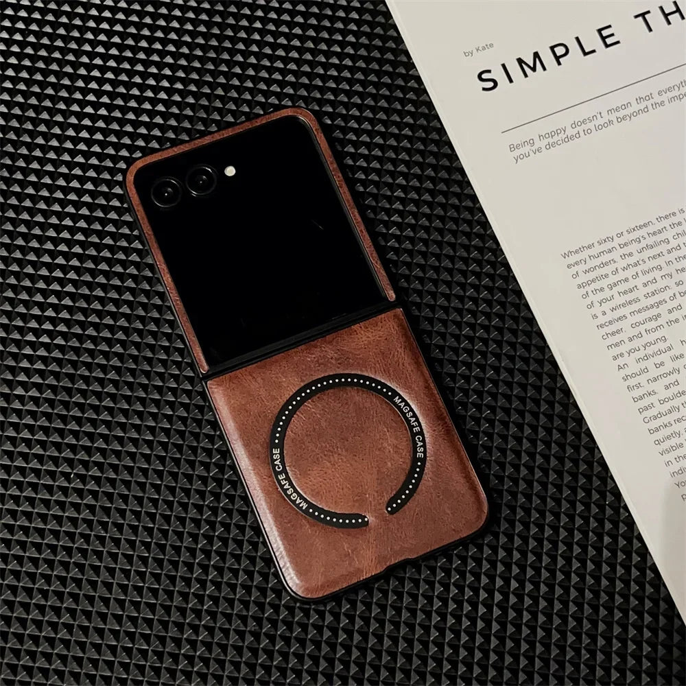 Magnetic Retro Leather Phone Case for Motorola Razr 60 50 40 Ultra Moto Razr 60 50 40 Shockproof Case Protective