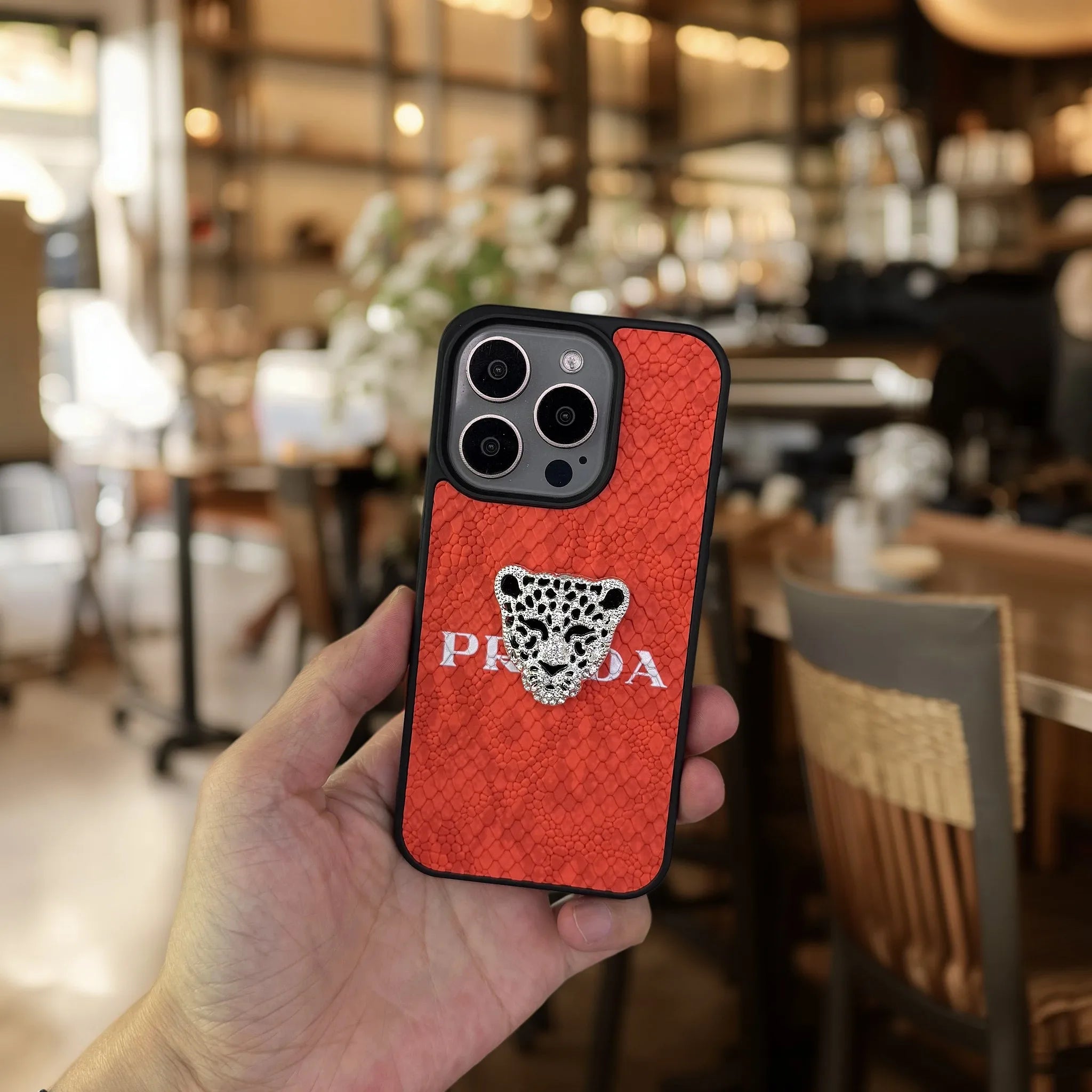 3d streetwear phone case for iphone 17 16 15 14 plus 13 12 11 pro max cover Luxury funda Metal leopard leather cases carcasa